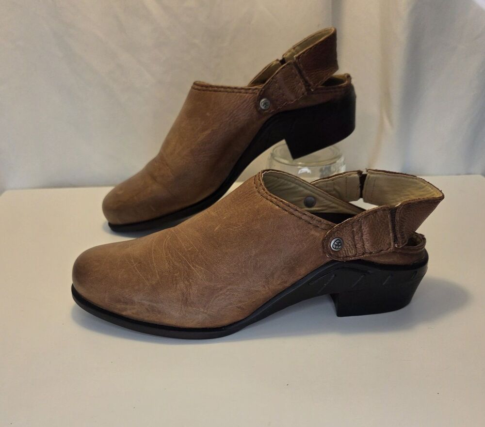 Ariat Brown Leather Slip On Ankle Strap Block Heel Shoes Womens Size 7.5